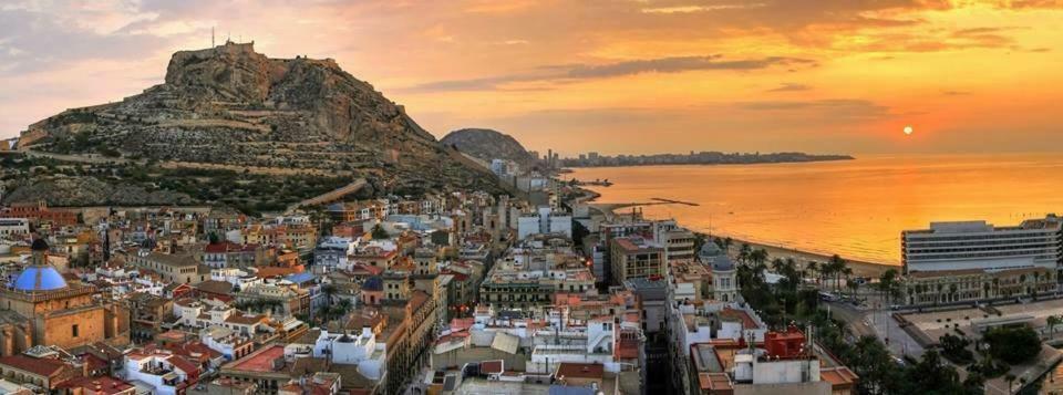 شقة Stunning Sea View لقنت المظهر الخارجي الصورة